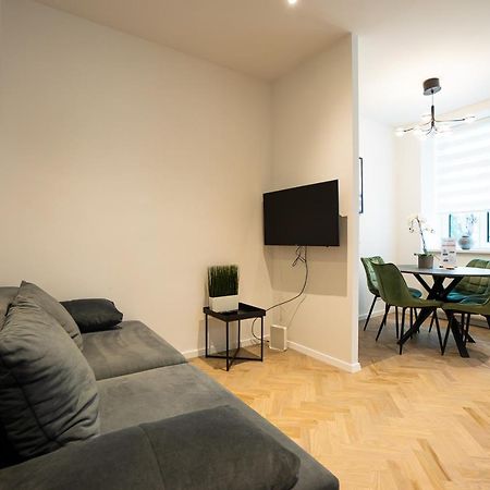 Brand-New Apartment In The 17Th District Of ウィーン エクステリア 写真
